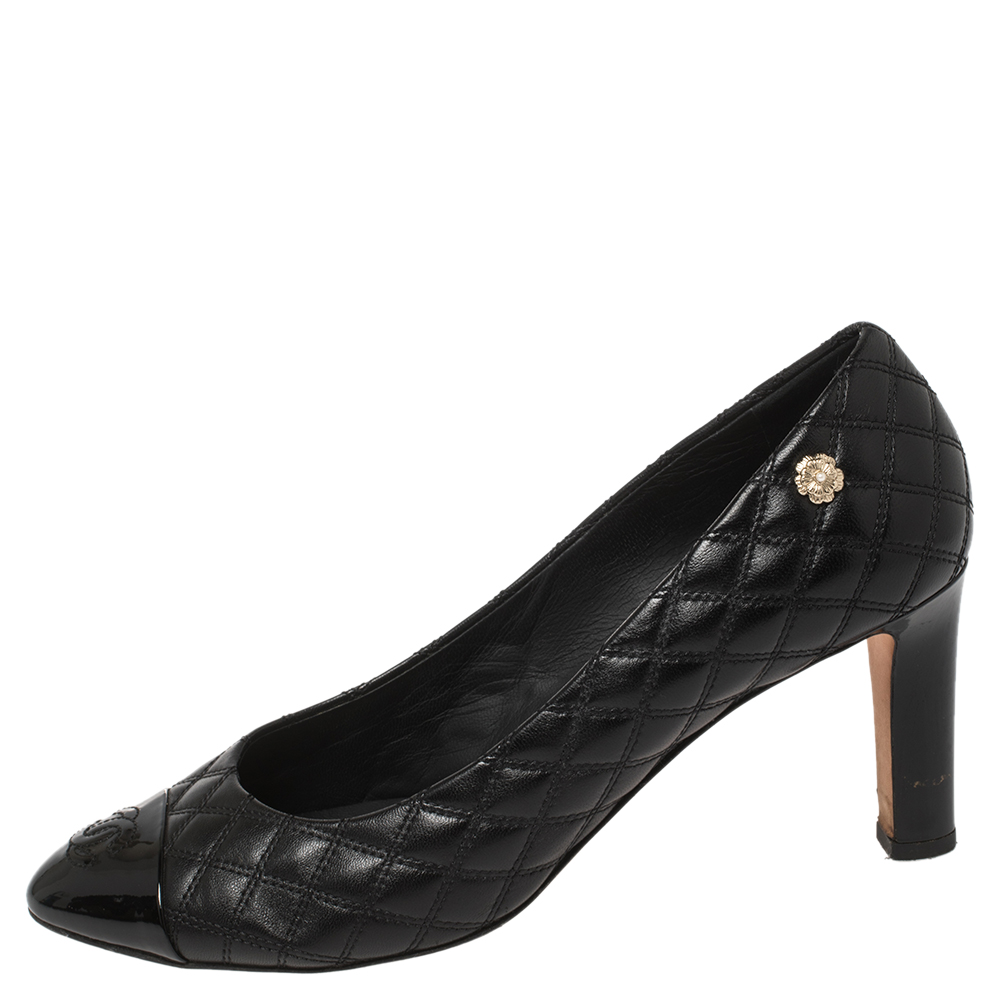 

Chanel Black Quilted Leather CC Cap Toe Pumps Size