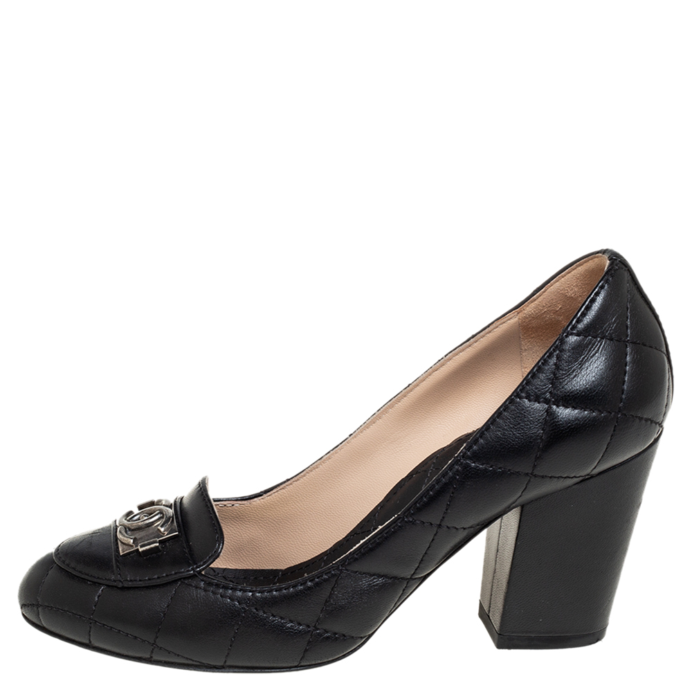 

Chanel Black Quilted Leather CC Loafer Pumps Size