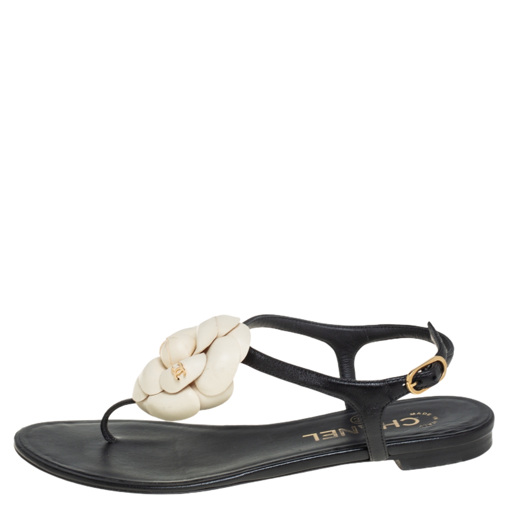 

Chanel Black Leather Camellia CC Flat Sandals Size