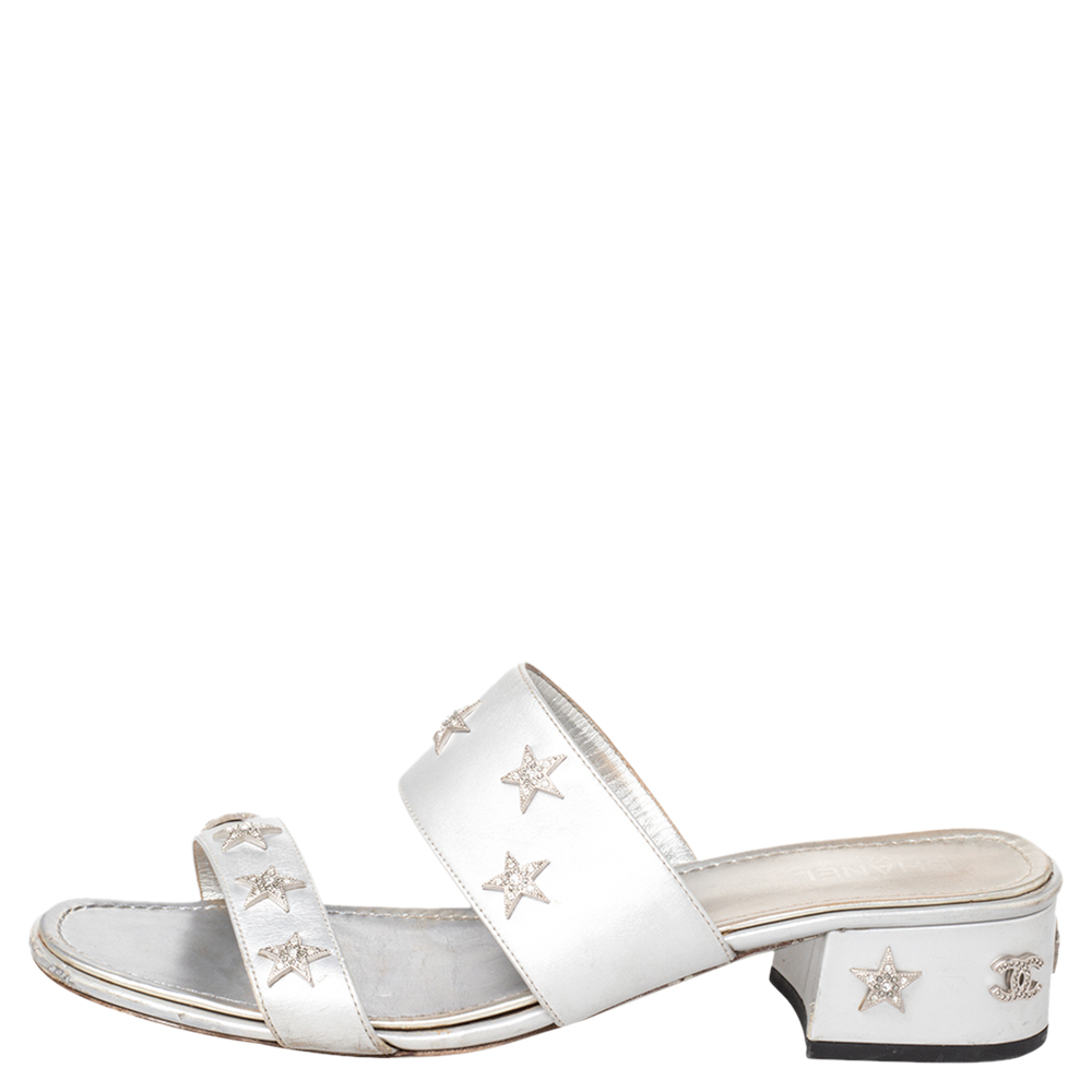 

Chanel Silver Leather Embellished Slide Sandals Size