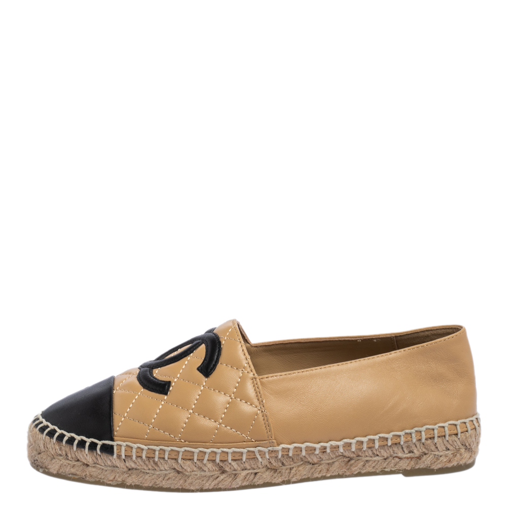 

Chanel Beige/Black Leather Espadrille Flats Size