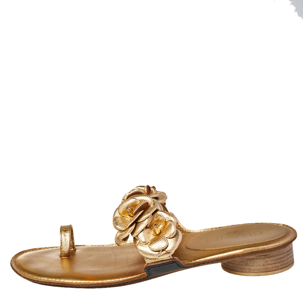 

Chanel Metallic Gold Leather Camellia Toe Ring Sandals Size