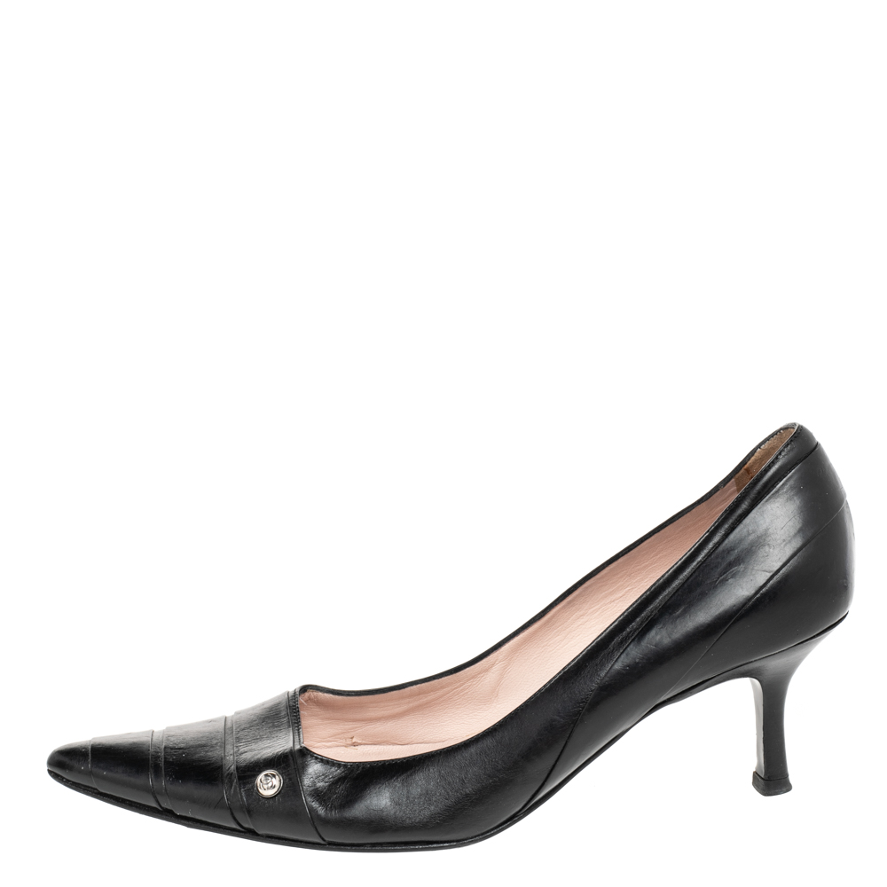 

Chanel Black Leather CC Pointed Toe Pumps Size
