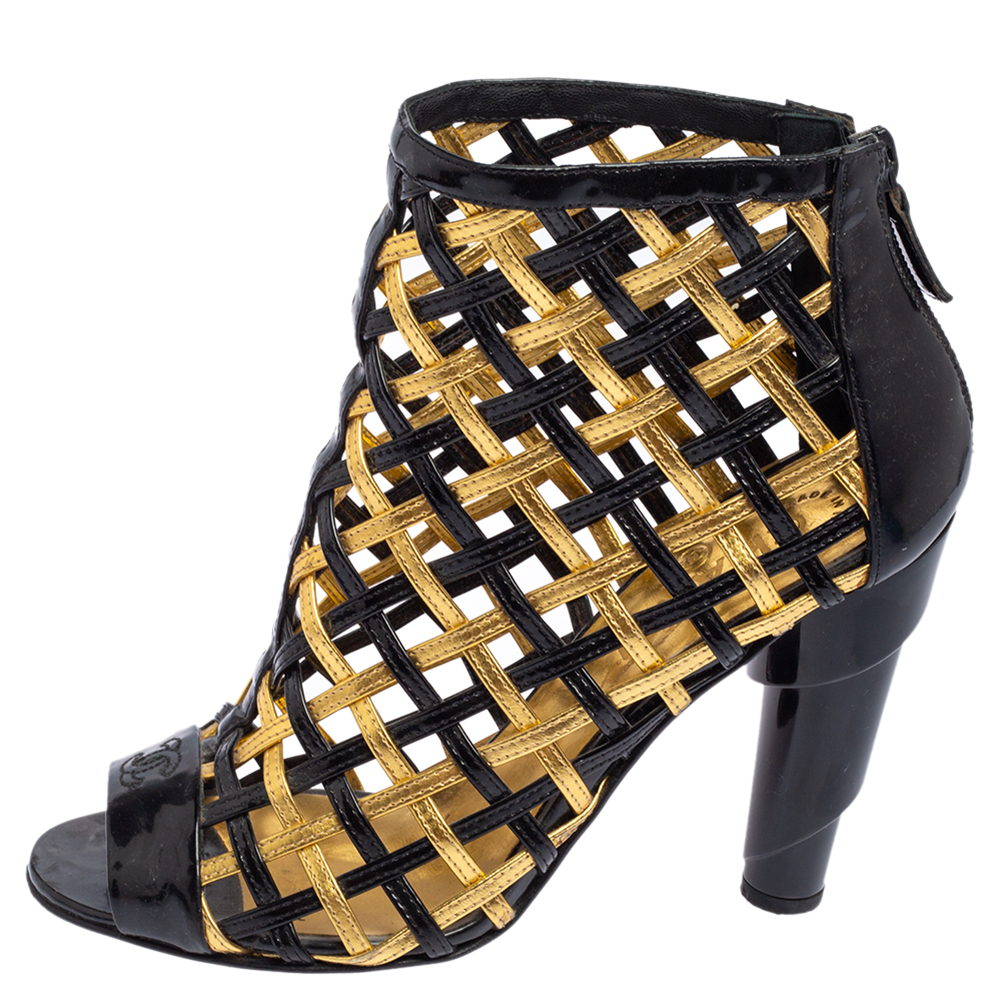 

Chanel Black/Gold Woven Caged Patent Leather and Leather Open Toe Swirl Heel Booties Size