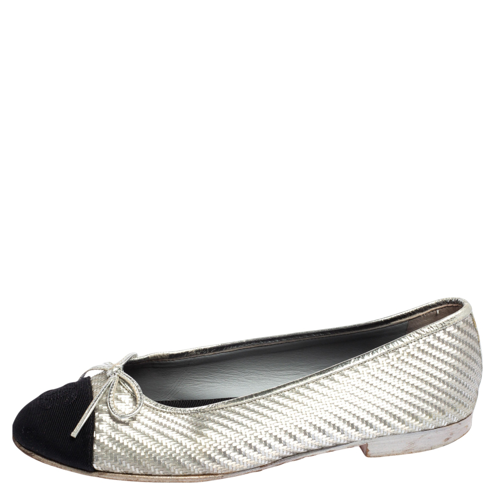 

Chanel Black/Silver Woven Fabric And Leather CC Cap Toe Bow Ballet Flats Size