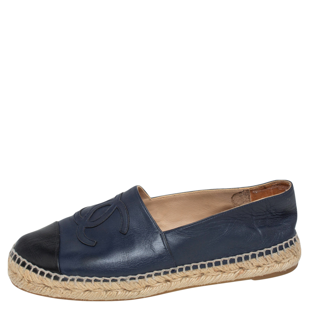 

Chanel Black/ Blue Leather CC Cap Toe Espadrille Flats Size
