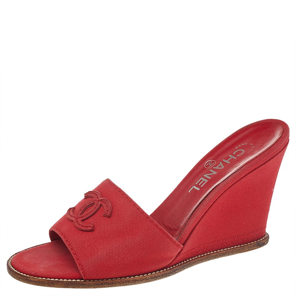 

Chanel Red Canvas CC Wedge Slide Sandals Size