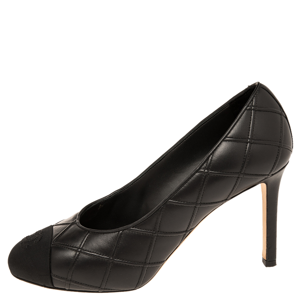 

Chanel Black Quilted Lambskin Leather And Canvas Cap Toe Pumps Size