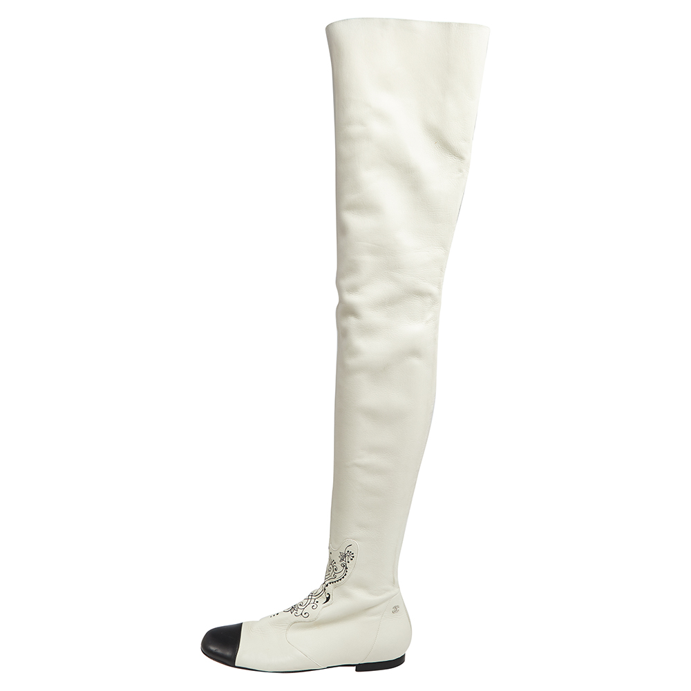 

Chanel White Leather Cap Toe Thigh Over Knee High Boots Size