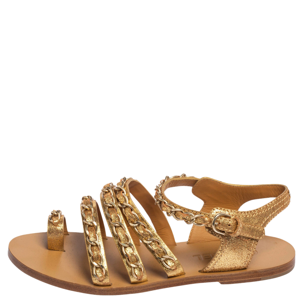 

Chanel Metallic Gold Leather Chain Flat Sandals Size