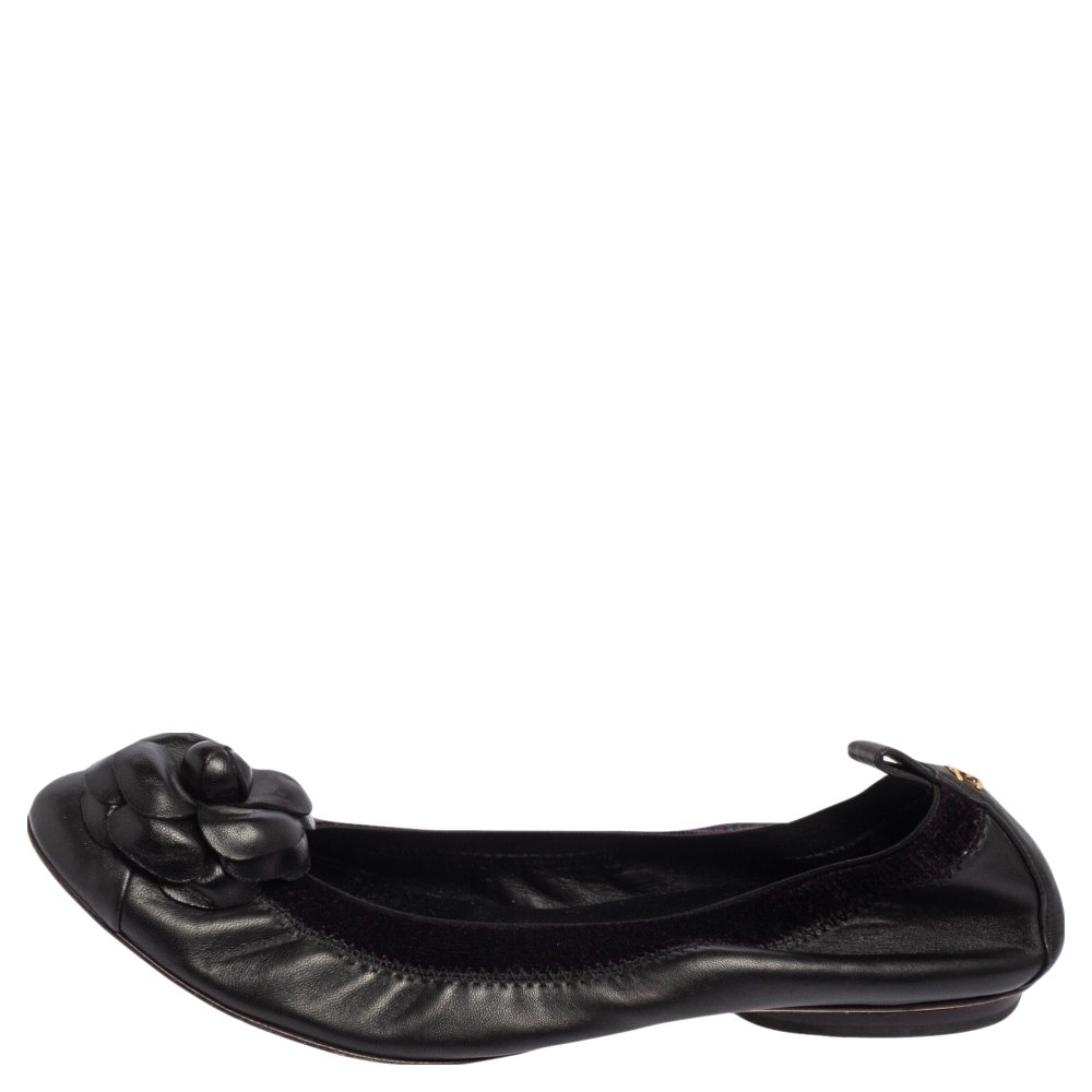 

Chanel Black Leather Camellia Elastic Ballet Flats Size