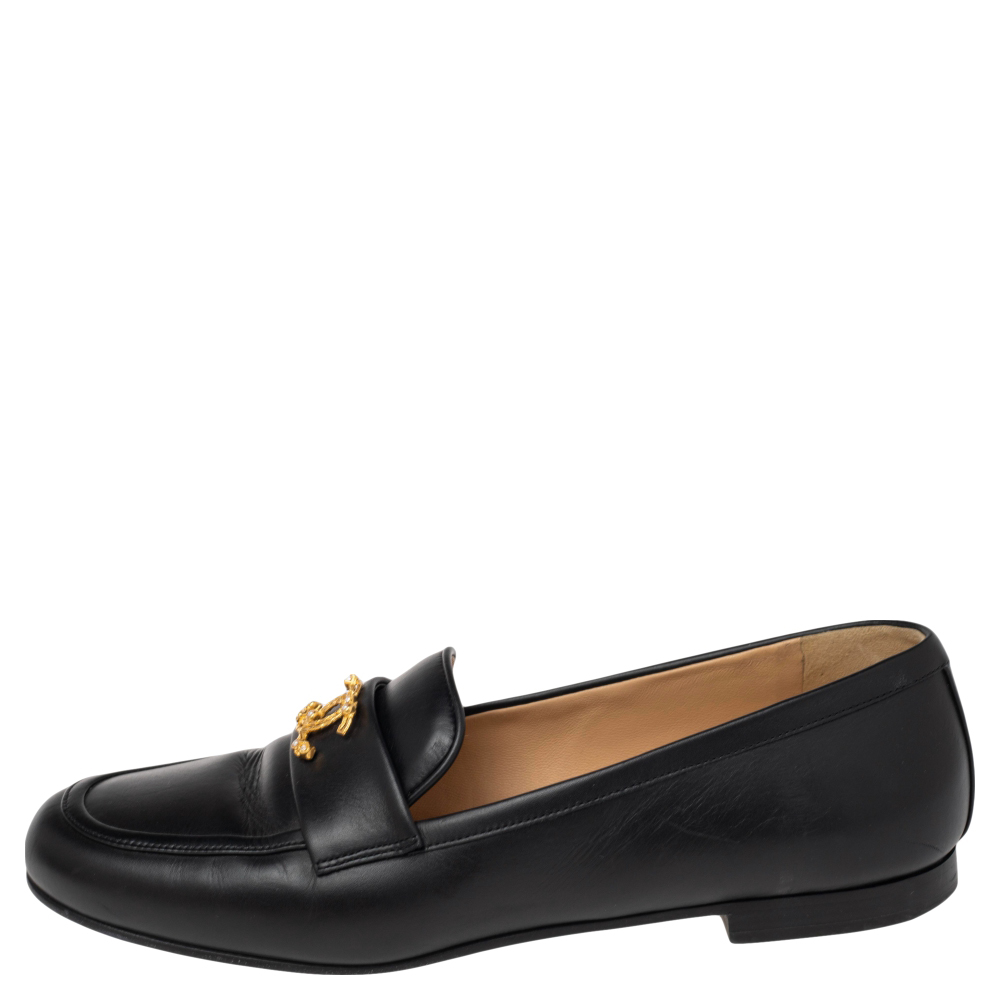 

Chanel Black Leather CC Logo Slip On Loafers Size