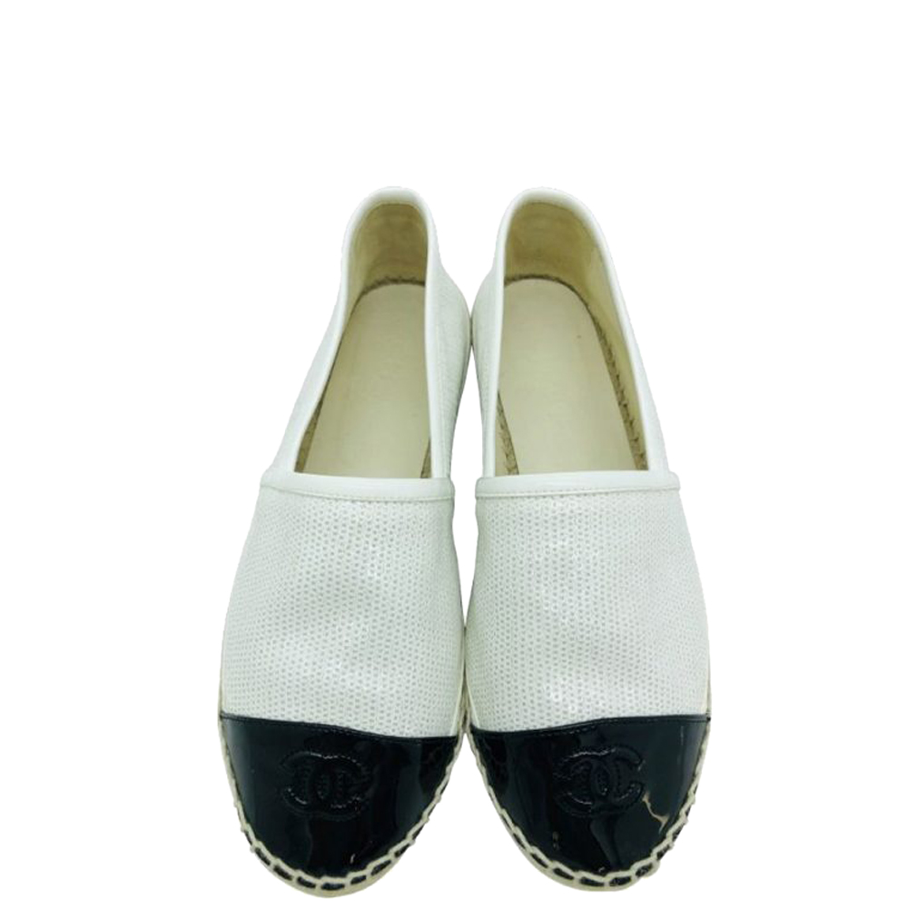 

Chanel White/Black Lambskin Leather CC Espadrilles Size  (UK 3