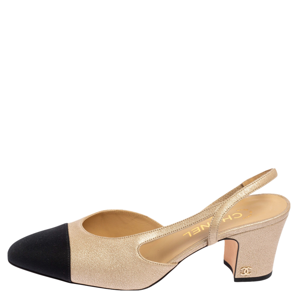 

Chanel Gold/Black Textured Leather And Canvas CC Cap Toe Slingback Pumps Size