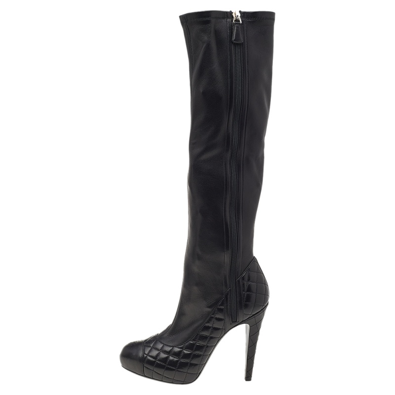 

Chanel Black Quilted Leather CC Cap Toe Knee Length Boots Size