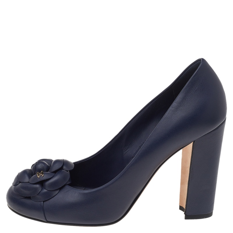 

Chanel Navy Blue Leather CC Camellia Block Heel Pumps Size