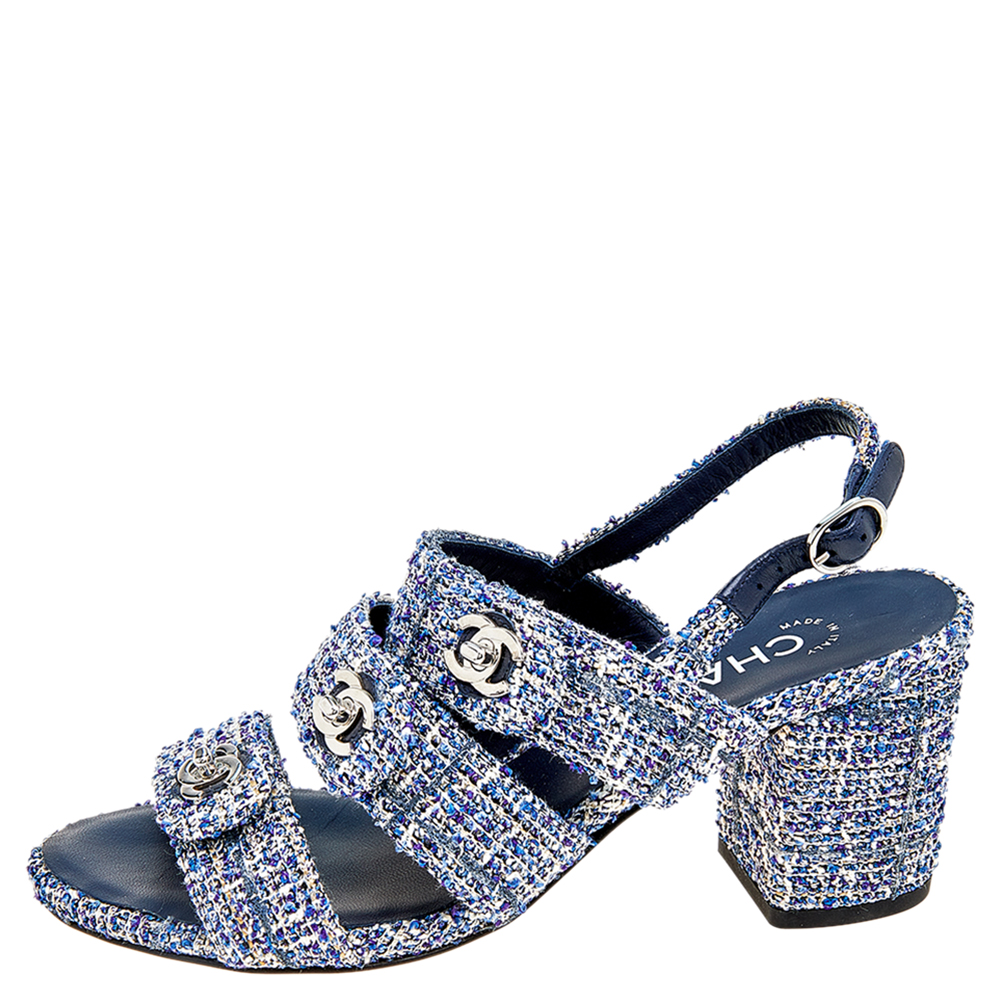 

Chanel Blue/White Tweed CC Turn Lock Strappy Slingback Block Heel Sandals Size