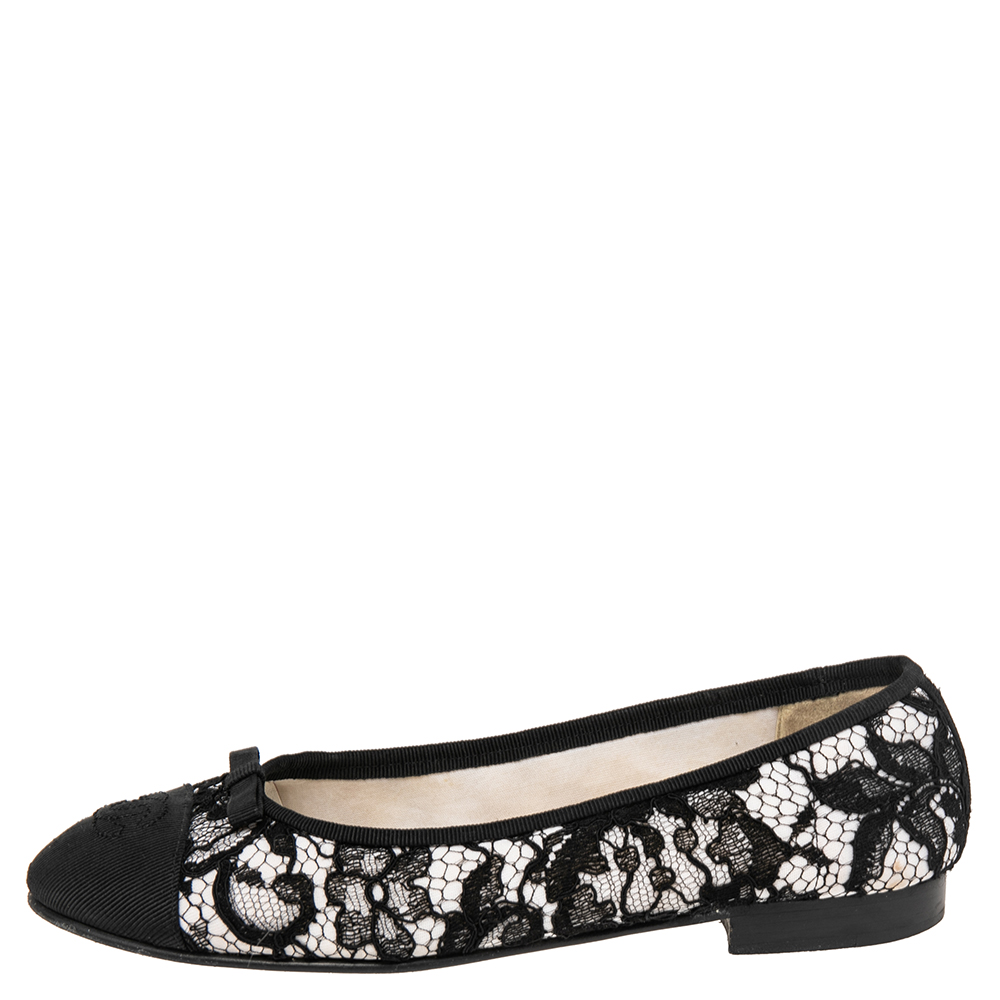 

Chanel Black Lace And Canvas CC Cap Toe Ballet Flats Size, Brown