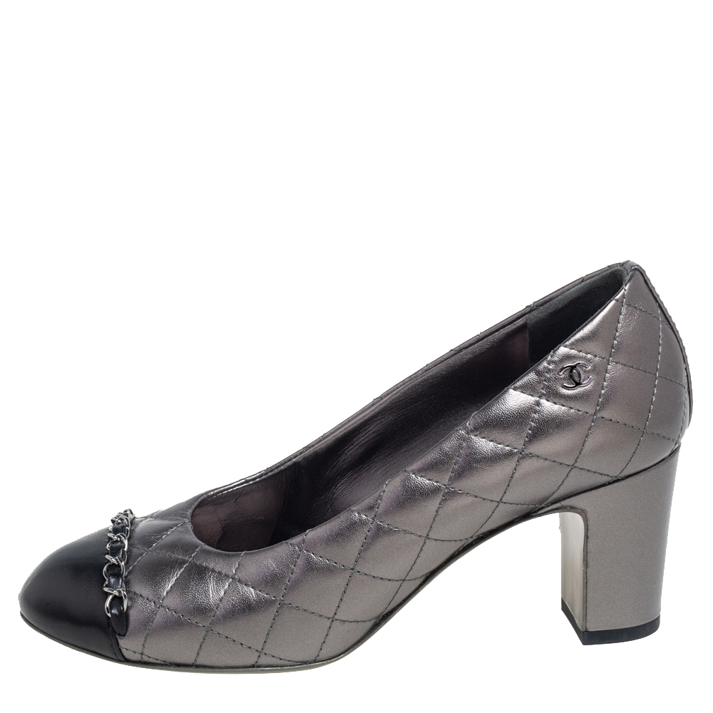 

Chanel Metallic Grey/Black Leather Cap Toe Pumps Size