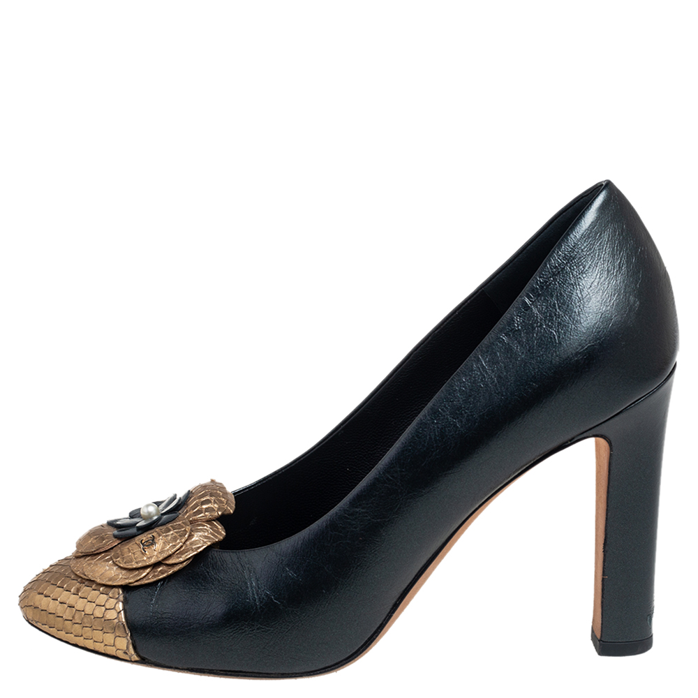 

Chanel Gold/Black Leather and Python Embossed Camellia Cap Toe Pumps Size