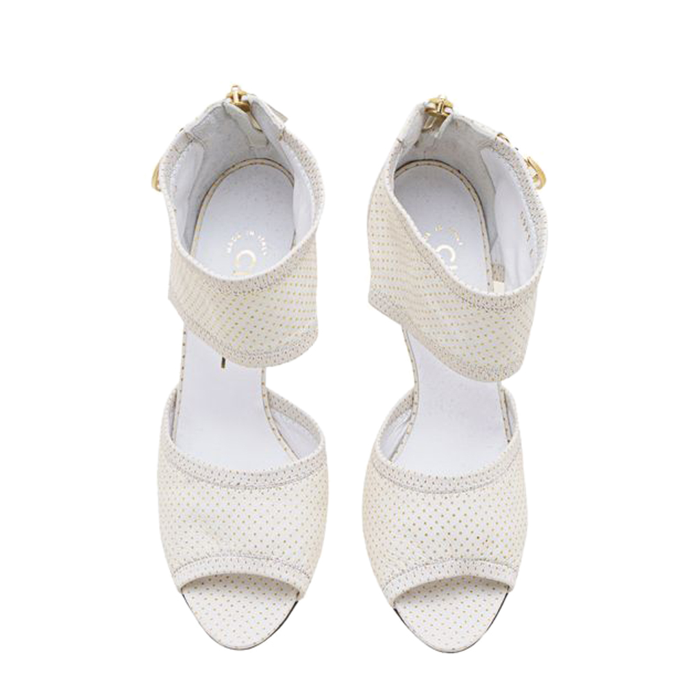 

Chanel White Leather Peeptoe Booties EU