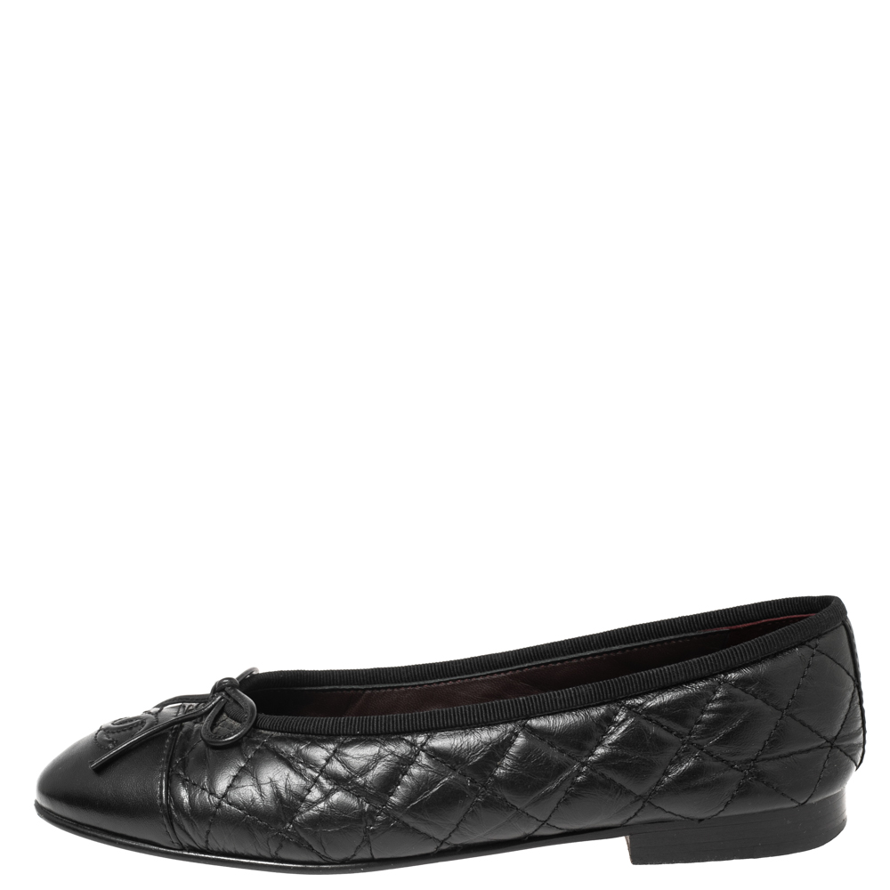 

Chanel Black Quilted Leather CC Cap Toe Ballet Flats Size