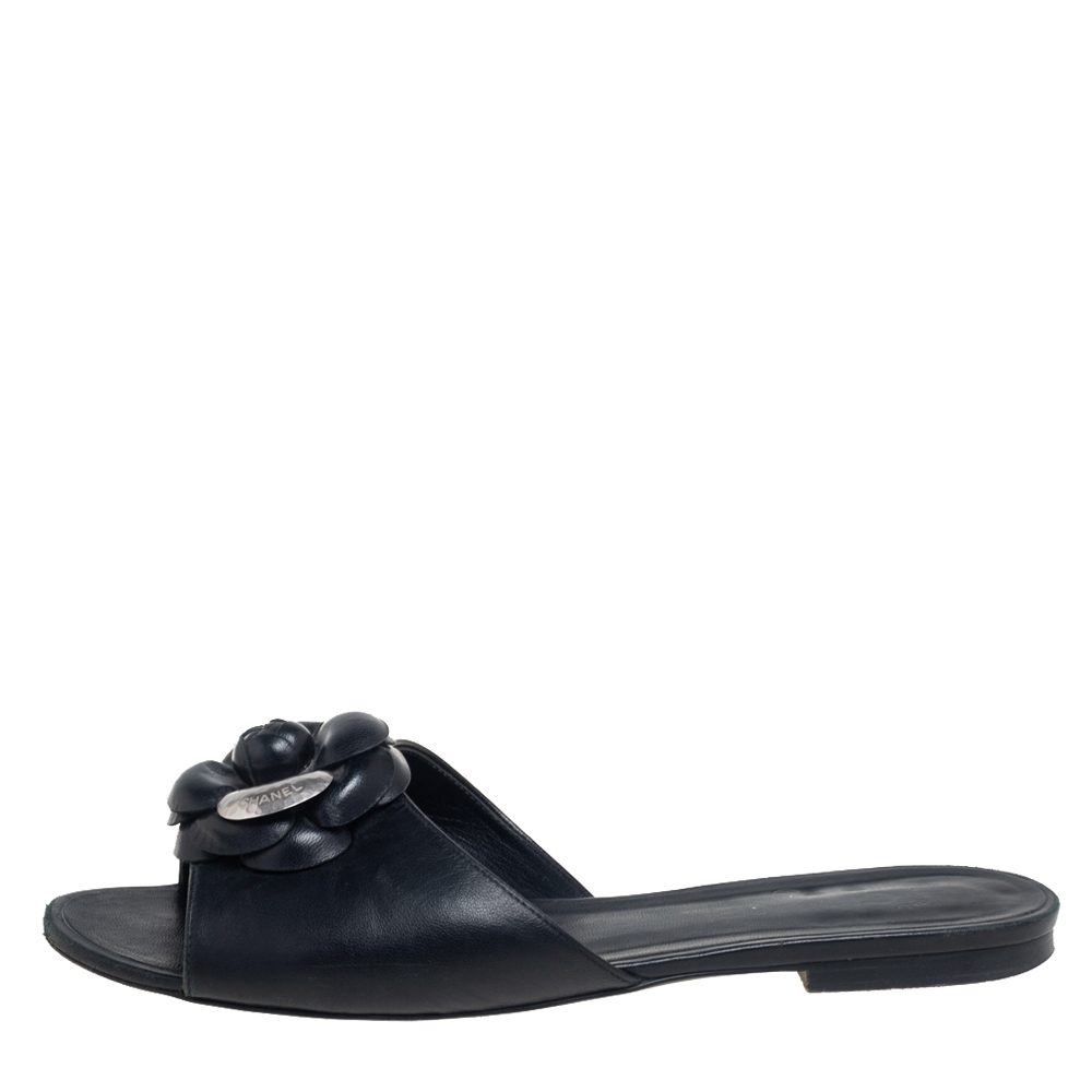 

Chanel Black Leather Camellia Flat Sandals Size