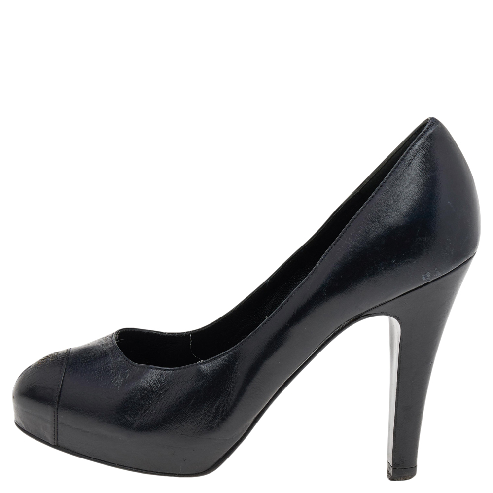 

Chanel Black Leather CC Cap Toe Pumps Size