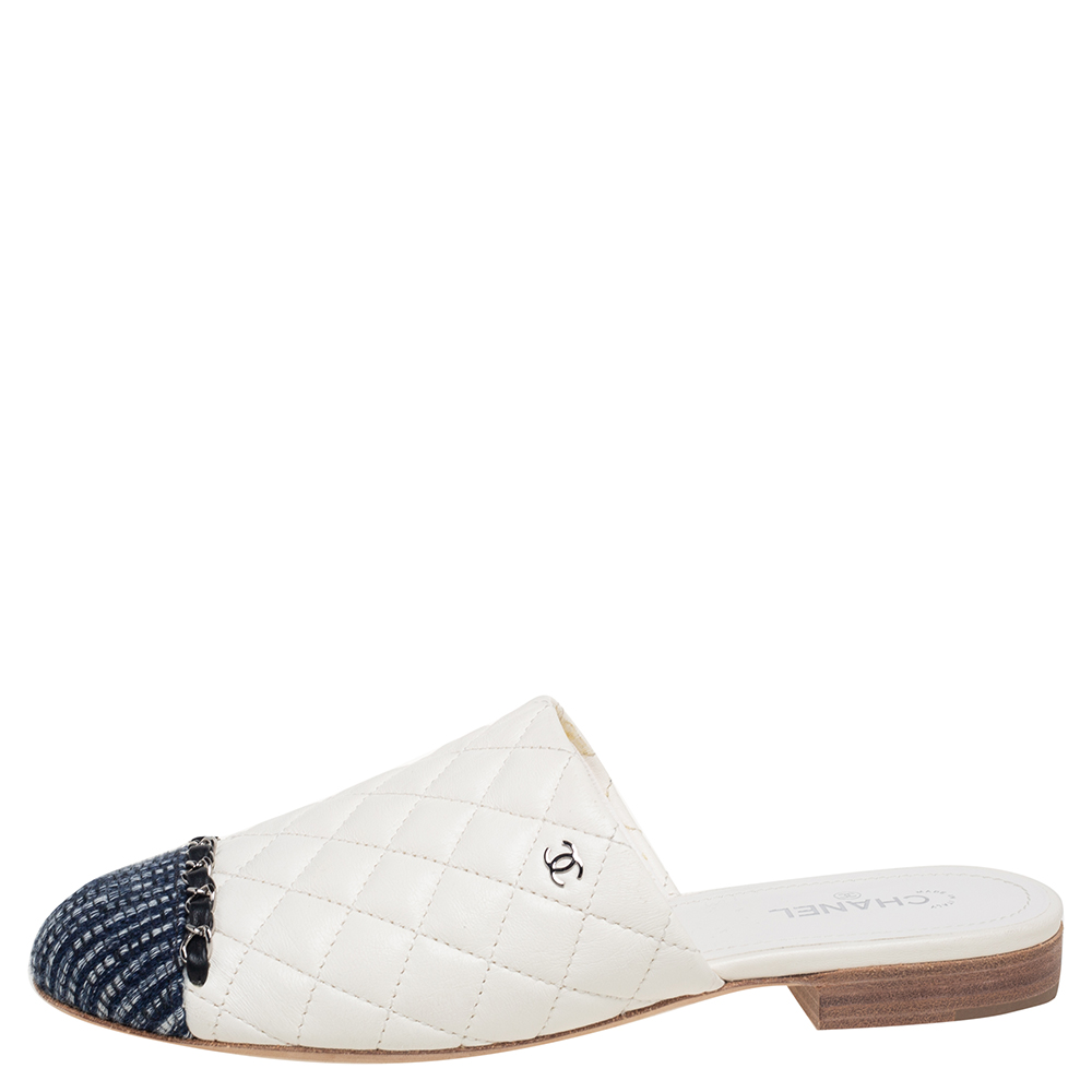 

Chanel White//Black Quilted Leather And Grosgrain Fabric Mules Flats Sandals Size, Cream