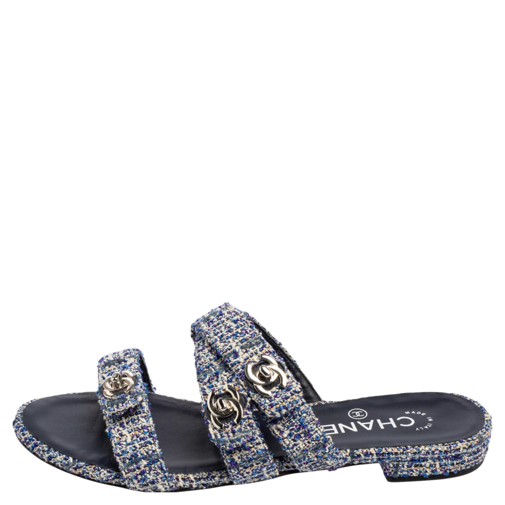 

Chanel Blue/White Tweed Strappy Turnlock Flat Slides Size