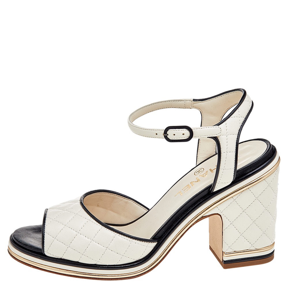 

Chanel Ivory/Black Quilted Leather CC Block Heel Ankle Strap Sandals Size, White