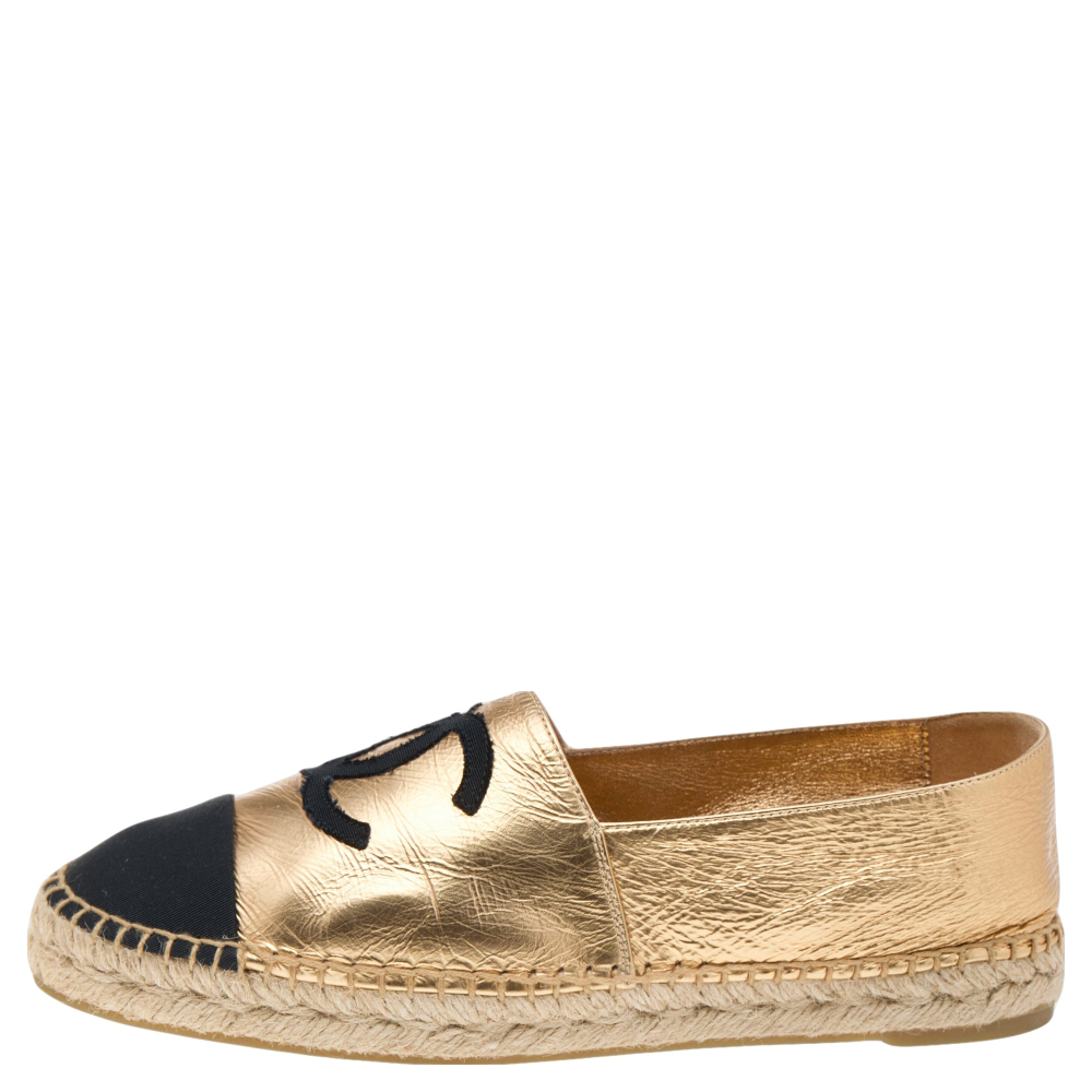 

Chanel Gold/Black Leather And Canvas CC Cap Toe Flat Espadrille Size