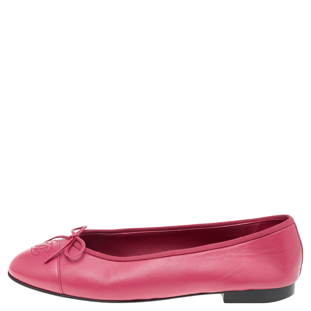 

Chanel Pink Leather CC Bow Ballet Flats Size
