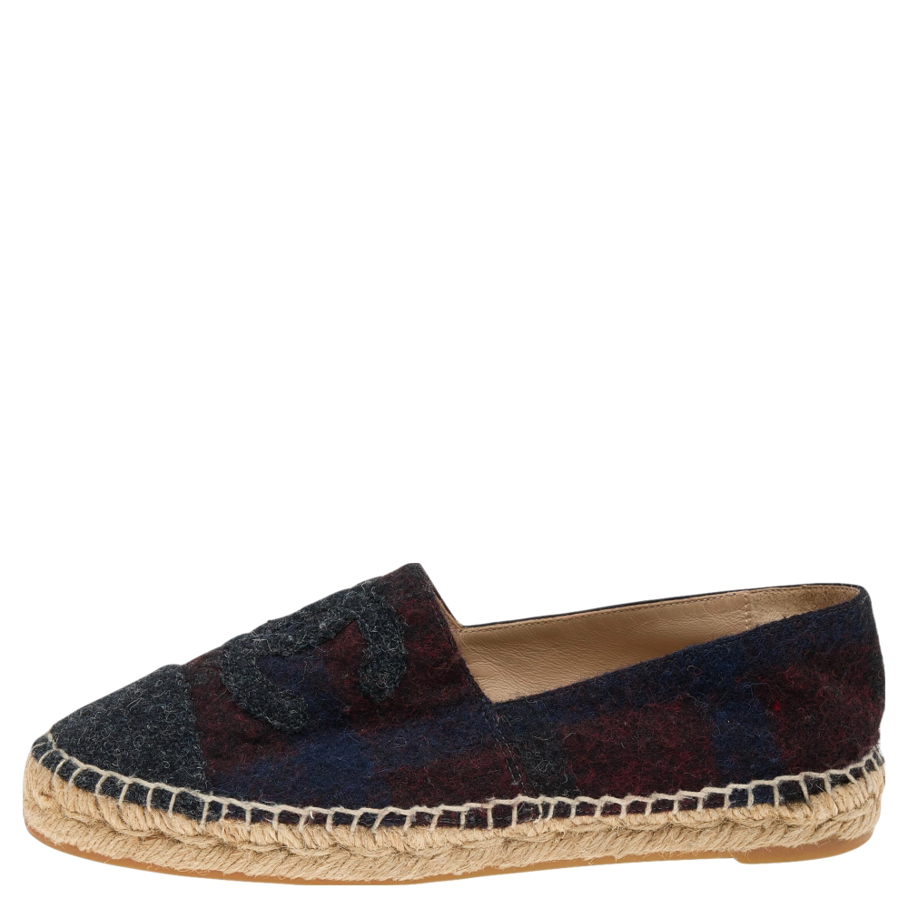 

Chanel Tricolor Wool CC Cap Toe Espadrille Flats Size, Burgundy