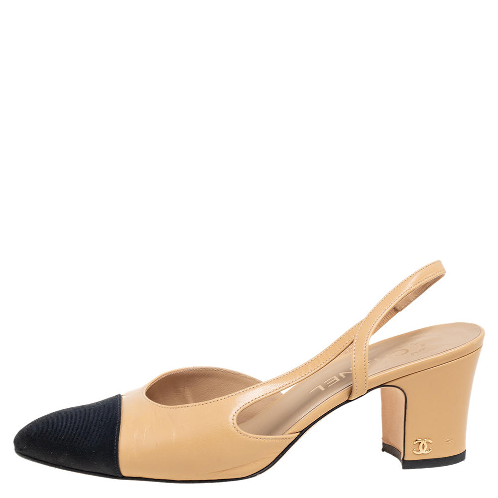 

Chanel Beige/Black Leather And Canvas CC Cap Toe Slingback Pumps Size