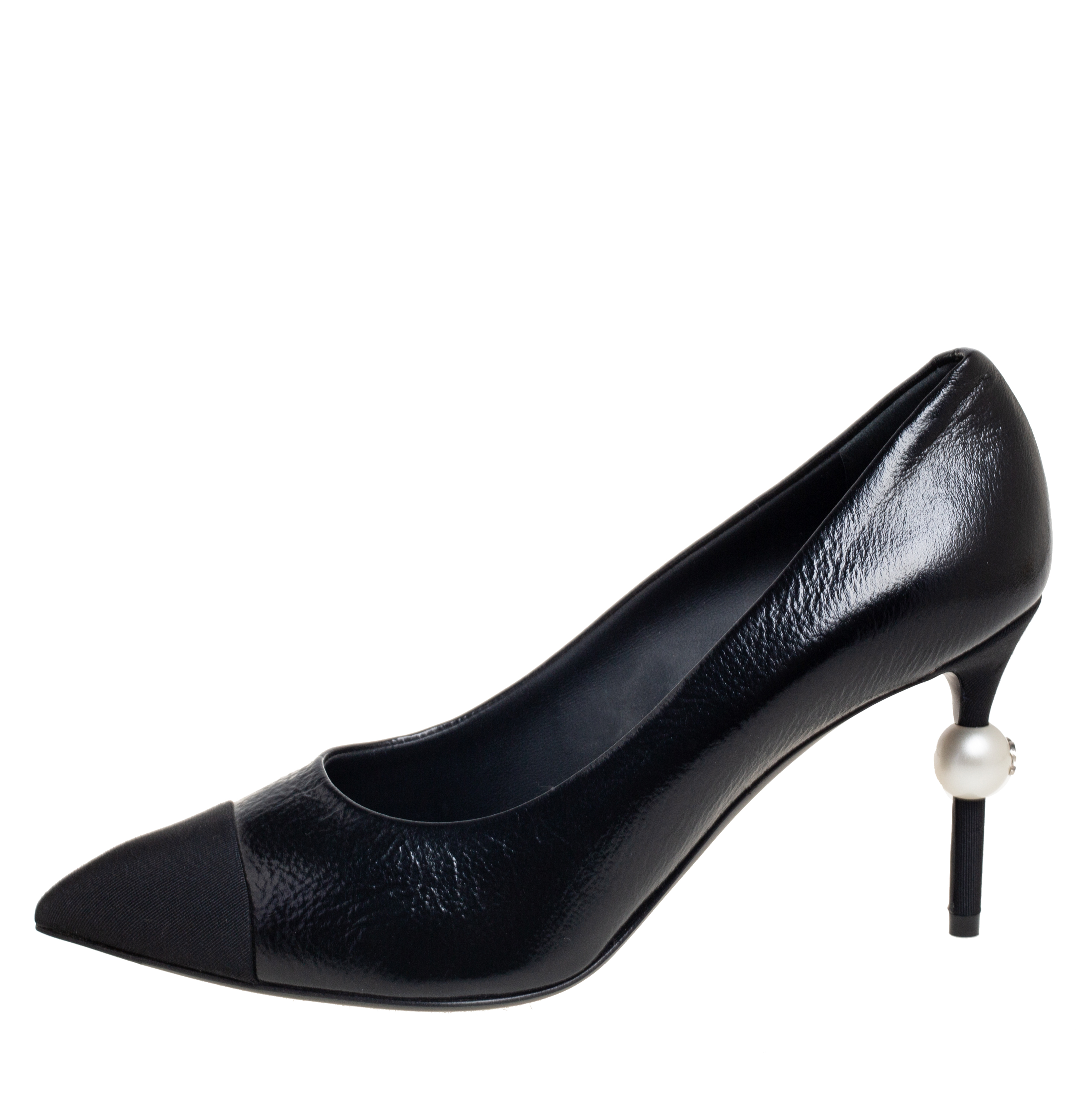 

Chanel Black Leather and Fabric Faux Pearl Cap-Toe Pointed-Toe Pumps Size