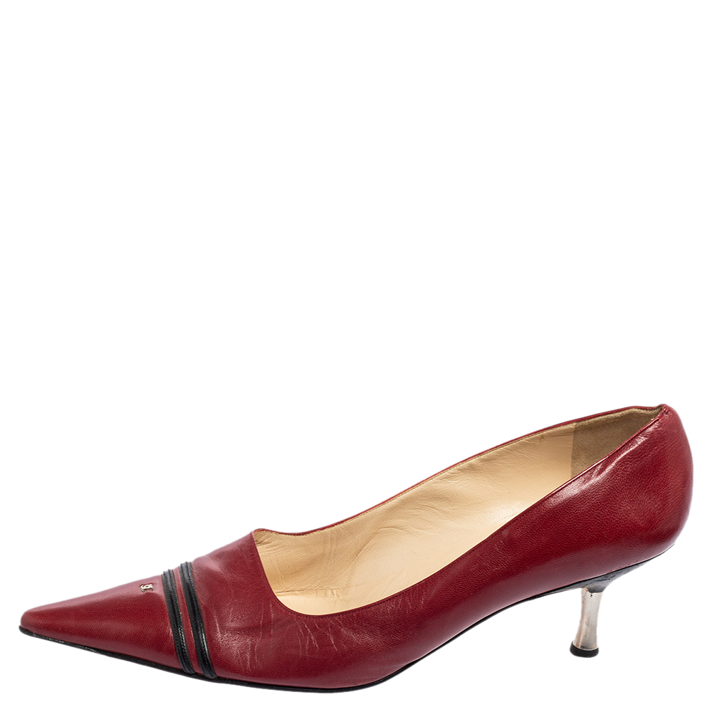 

Chanel Red Leather CC Pointed Toe Pumps Size