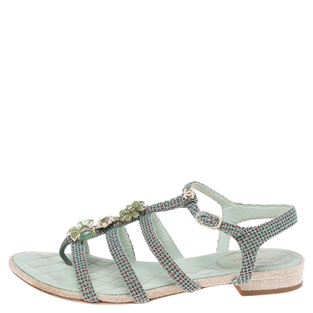 

Chanel Green Knit Fabric Camellia Flower Pearl Embellished Flat Sandals Size