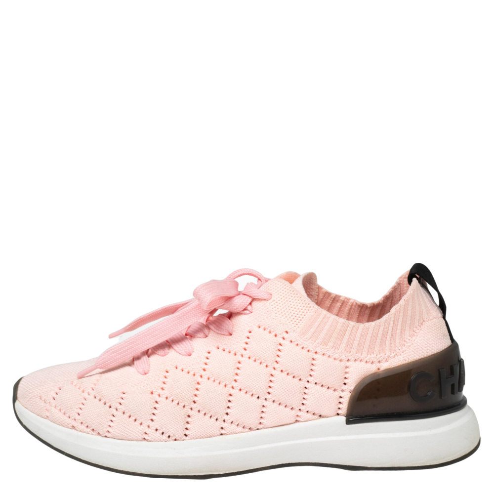 

Chanel Pink Knit Fabric CC Low-Top Sneakers Size