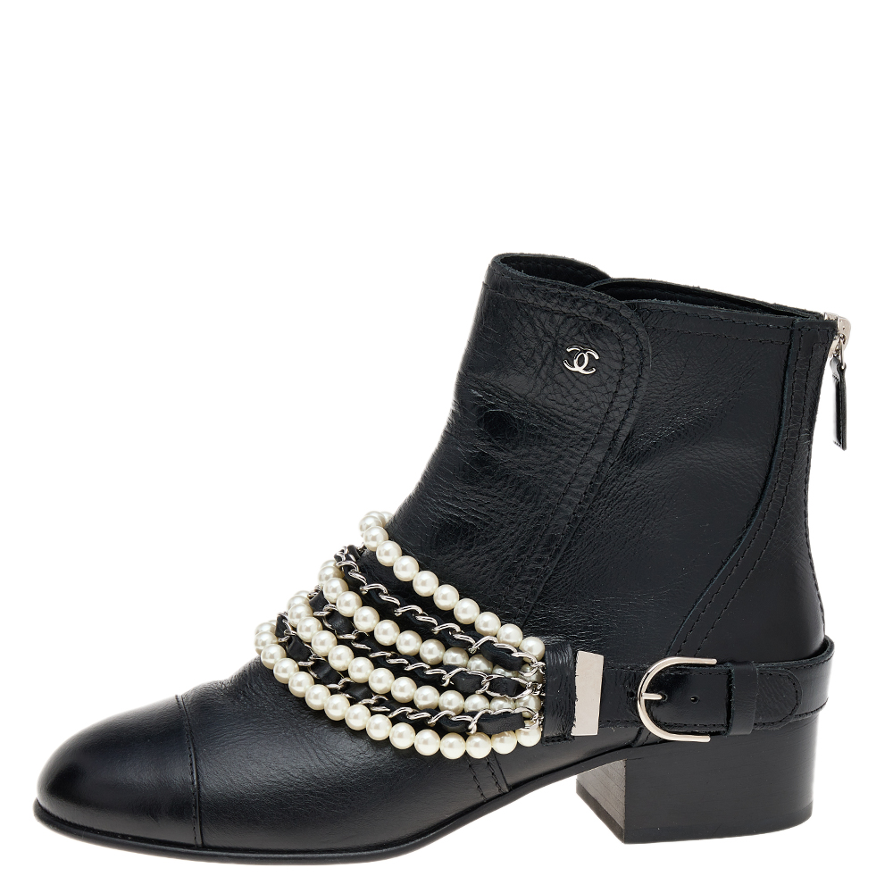 

Chanel Black Leather CC Embellished Ankle Length Boots Size