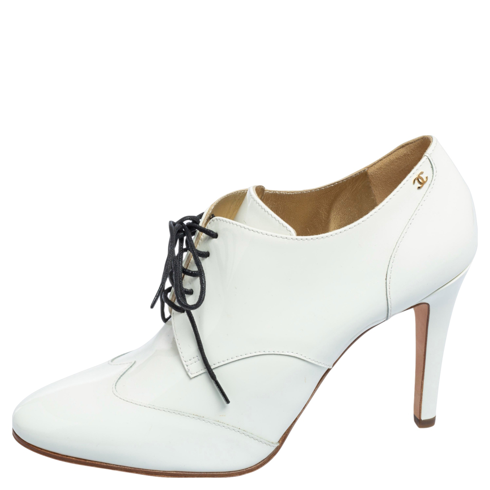 

Chanel White Patent Leather CC Lace Up Booties Size