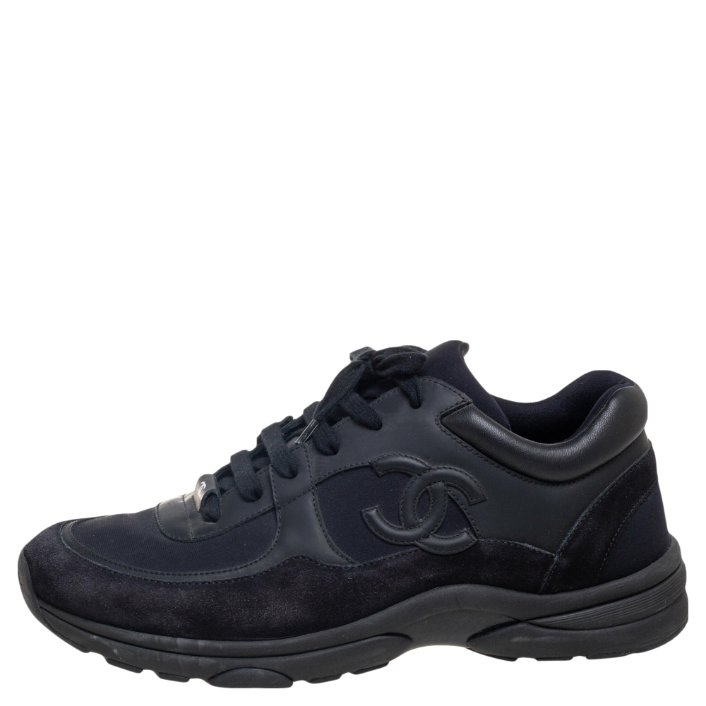 

Chanel Black Suede And Leather CC Low Top Sneakers Size