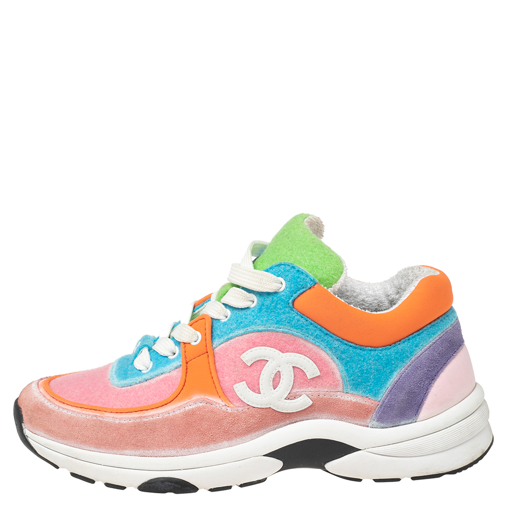 

Chanel Multicolor Suede and Felt Fabric CC Low-Top Sneakers Size