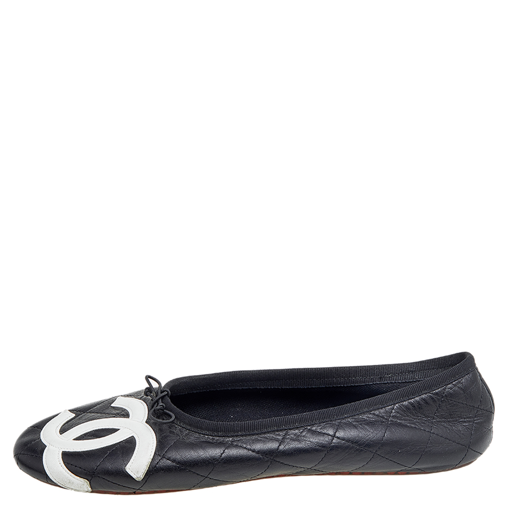 

Chanel Black Quilted Leather CC Bow Flats Size