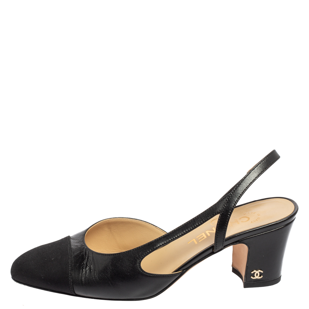 

Chanel Black Leather And Canvas CC Cap Toe Slingback Sandals Size
