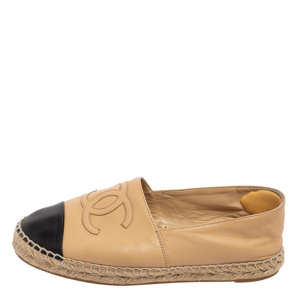 

Chanel Beige/Black Leather CC Cap Toe Espadrilles Size