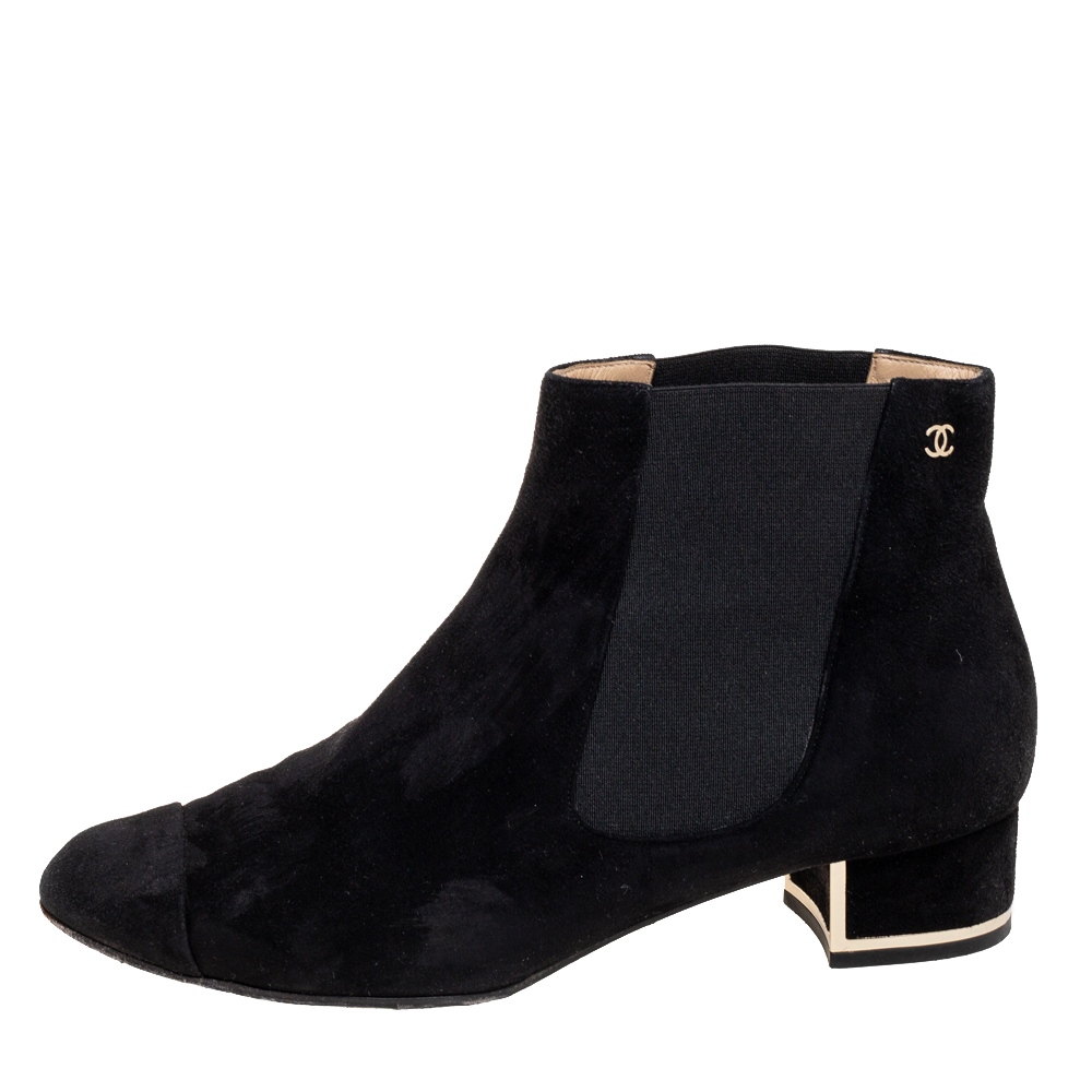 

Chanel Black Suede And Elastic Fabric Ankle Boots Size