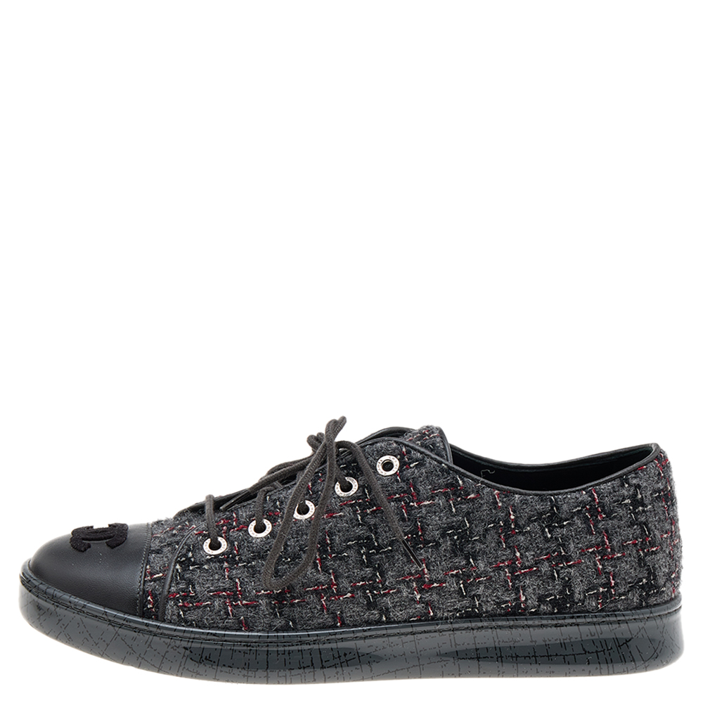 

Chanel Grey Tweed And Leather CC Cap Toe Low Top Sneakers Size