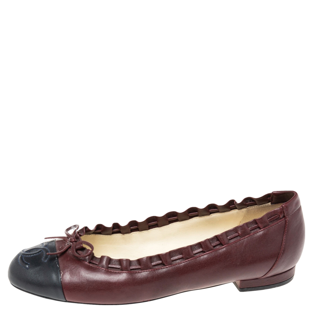 

Chanel Burgundy/Black Leather CC Cap Toe Bow Ballet Flats Size