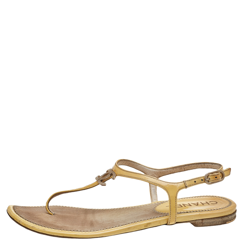 

Chanel Yellow Patent Leather CC Logo T-Strap Thong Sandals Size